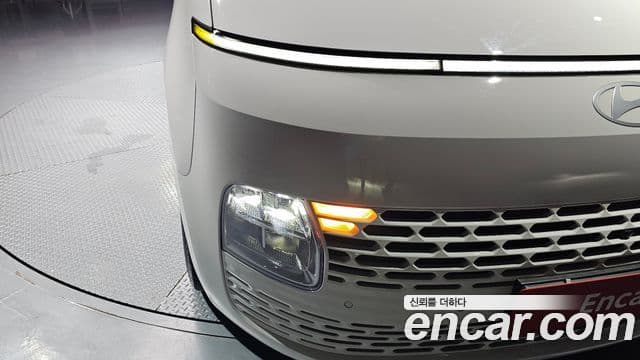 Hyundai Staria 2024 — Photo 33/33