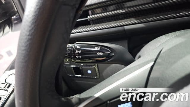 Hyundai Staria 2024 — Photo 31/33