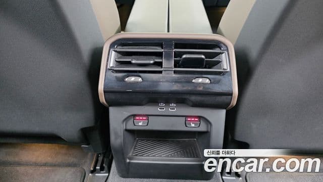 BMW 5 Series 2025 — Şəkil 18/20