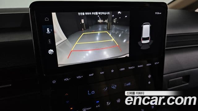 Hyundai Staria 2023 — Фото 15/20