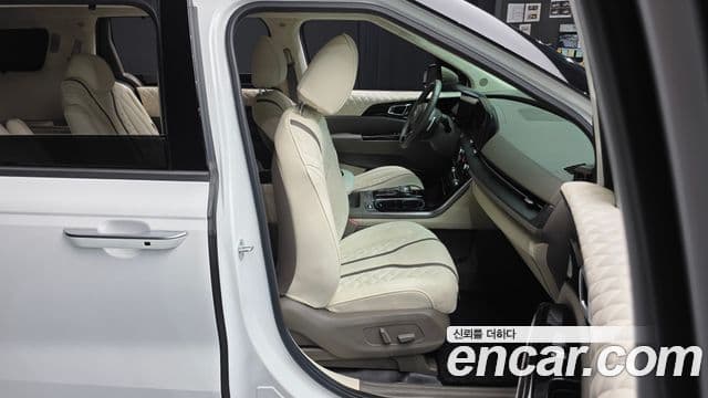 Kia Carnival 2021 — Şəkil 11/20