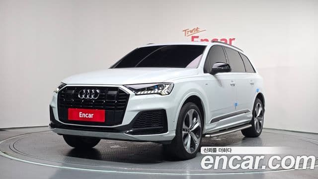 Audi Q7 2022 — Şəkil 1/20