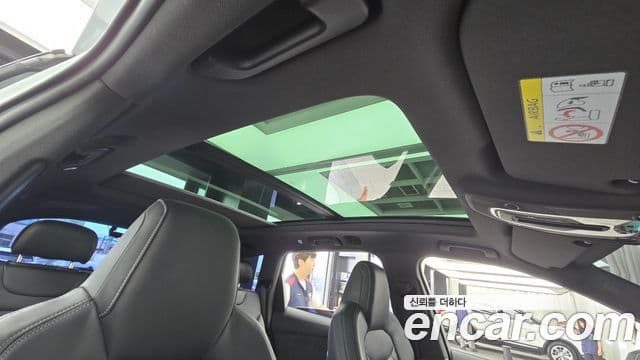 Audi Q7 2022 — Şəkil 20/20