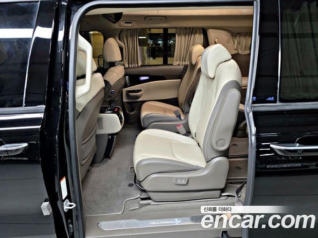 Kia Carnival 2022 — Şəkil 7/20