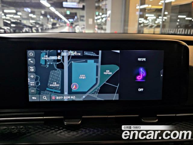 Kia Carnival 2022 — Şəkil 15/20