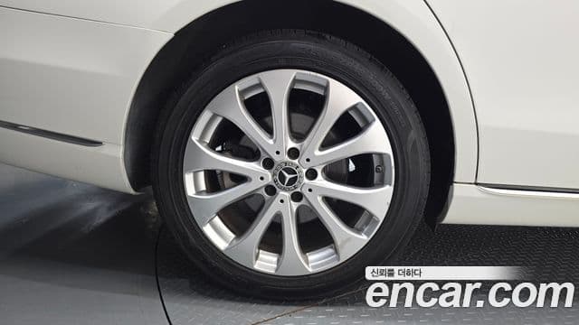 Mercedes-Benz E-Class 2018 — Şəkil 5/20