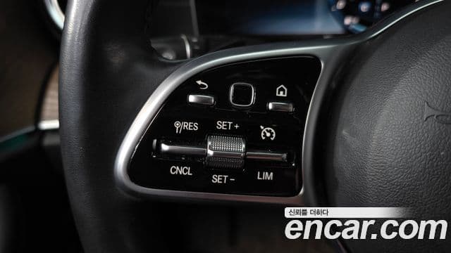 Mercedes-Benz E-Class 2018 — Şəkil 15/20