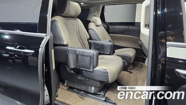 Kia Carnival 2024 — Şəkil 11/20