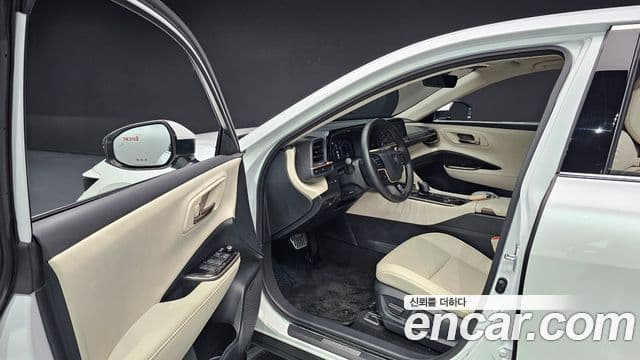 Toyota Crown Crossover 2025 — Şəkil 11/20
