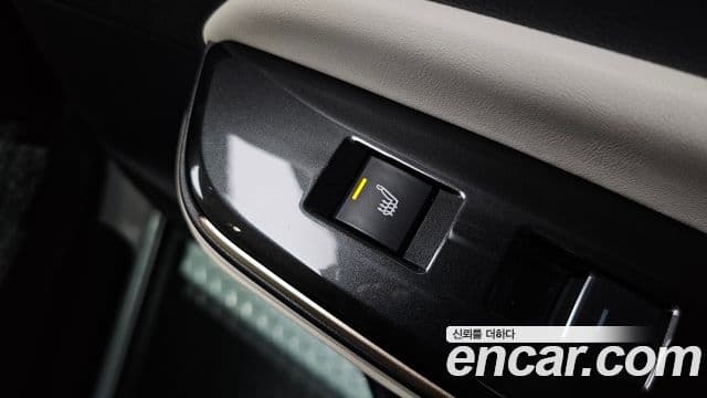 Toyota Crown Crossover 2025 — Şəkil 17/20