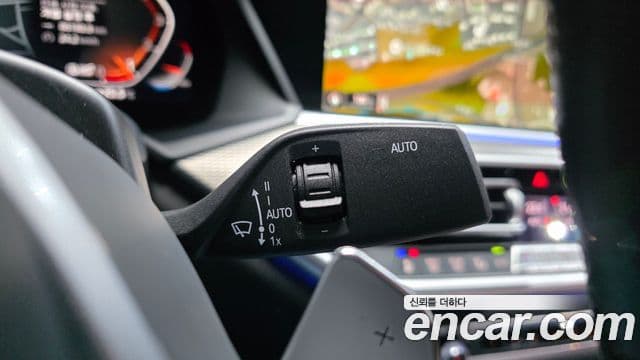 BMW X6 2022 — Photo 33/34