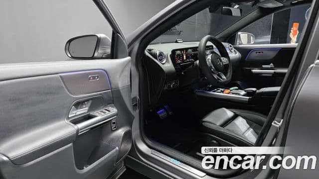 Mercedes-Benz EQA 2022 — ფოტო 29/32