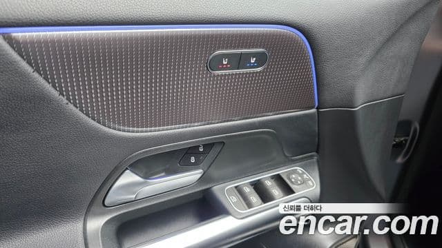 Mercedes-Benz EQA 2022 — ფოტო 13/32