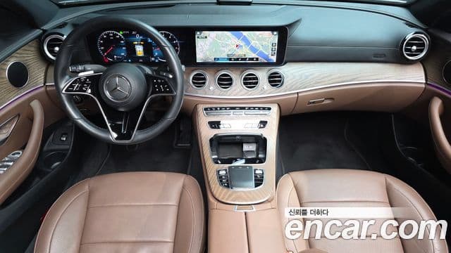 Mercedes-Benz E-Class 2022 — Фото 7/20