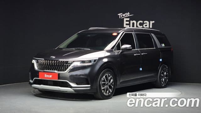 Kia Carnival 2021 — Фото 1/20