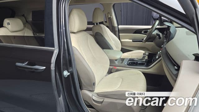 Kia Carnival 2021 — Фото 11/20