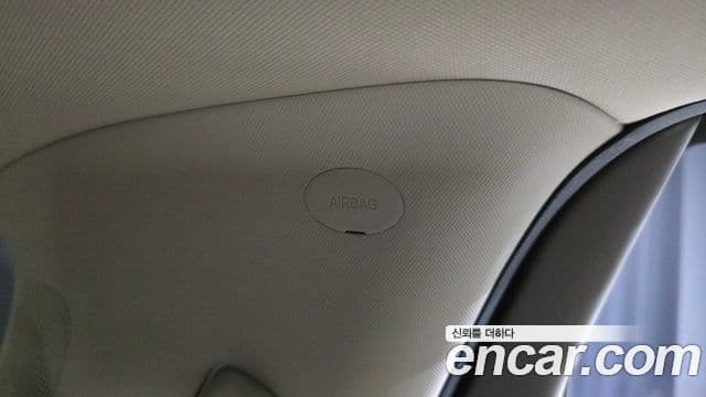 Kia Carnival 2021 — Şəkil 22/30