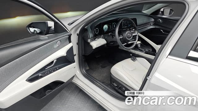 Hyundai Avante 2022 — Фото 10/20
