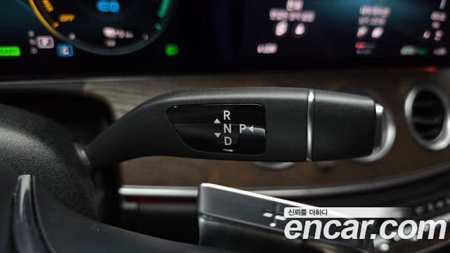 Mercedes-Benz E-Class 2021 — Фото 9/20