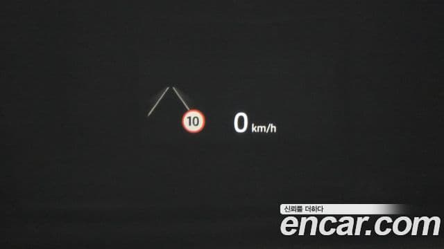 Land Rover Discovery Sport 2025 — Фото 17/20