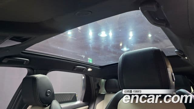 Land Rover Discovery Sport 2025 — Фото 18/20