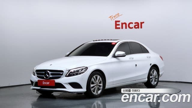 Mercedes-Benz C-Class 2019 — Фото 1/20