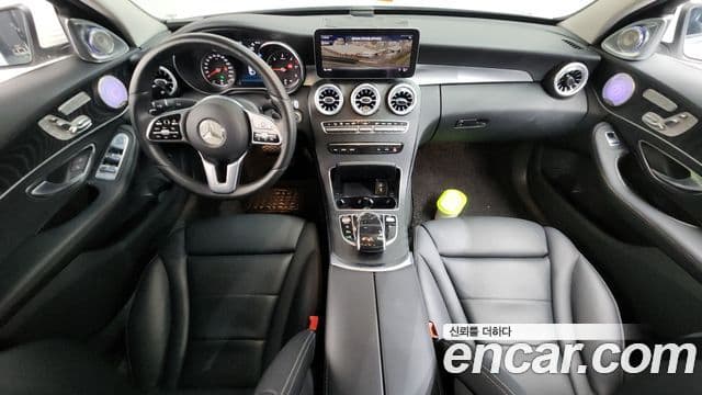 Mercedes-Benz C-Class 2019 — Фото 7/20