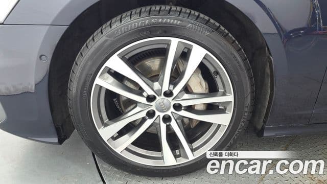 Audi A6 2021 — ფოტო 5/20