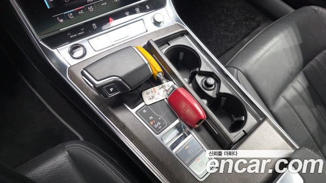 Audi A6 2021 — ფოტო 9/20