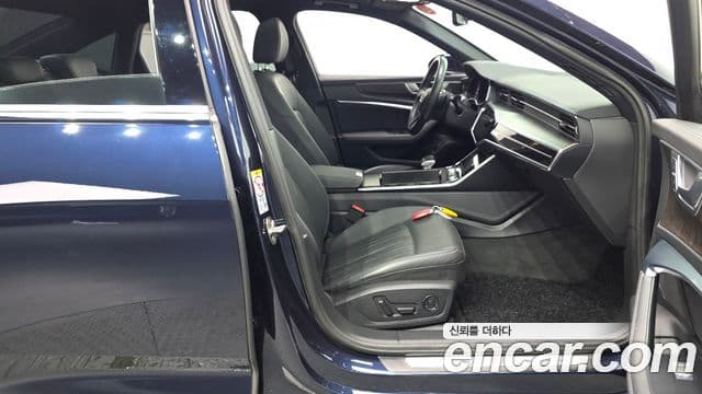 Audi A6 2021 — ფოტო 12/34