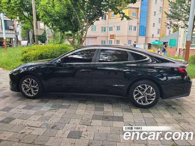 Hyundai Sonata 2021 — ფოტო 12/20