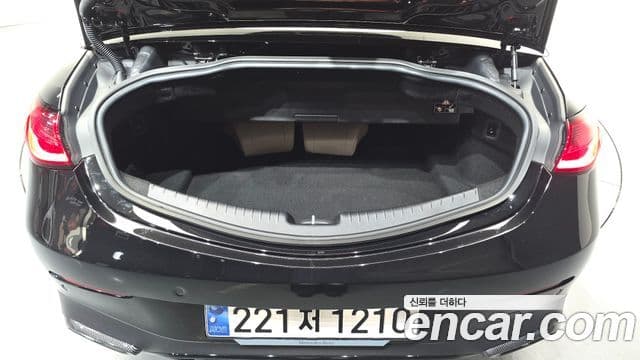 Mercedes-Benz CLE-Class 2024 — Photo 19/30