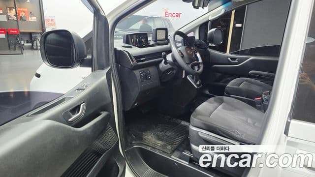 Hyundai Staria 2022 — Şəkil 10/20