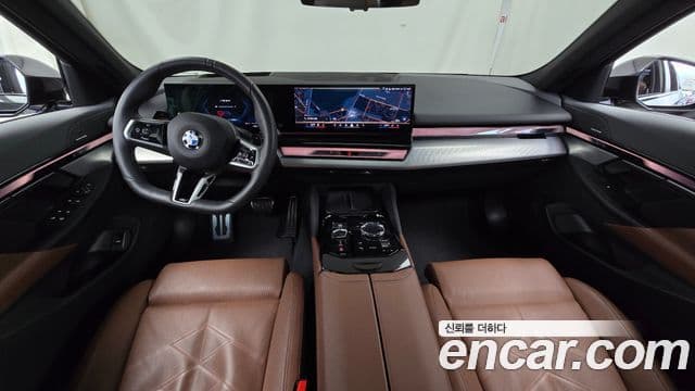 BMW 5 Series 2024 — ფოტო 7/20