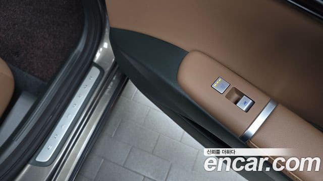 Hyundai Grandeur 2023 — Şəkil 19/20