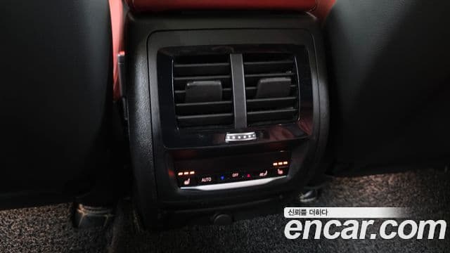 BMW X4 2020 — ფოტო 18/20