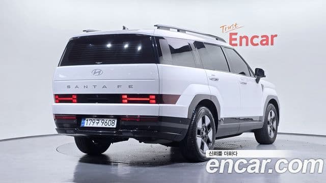 Hyundai Santa Fe 2024 — ფოტო 2/20