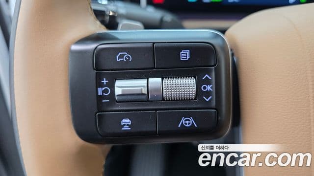 Hyundai Santa Fe 2024 — ფოტო 17/20