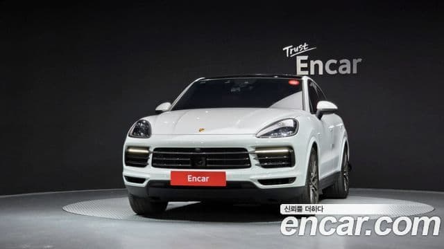 Porsche Cayenne 2022 — ფოტო 2/20