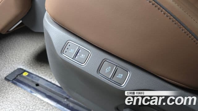 Hyundai Staria 2025 — ფოტო 18/20