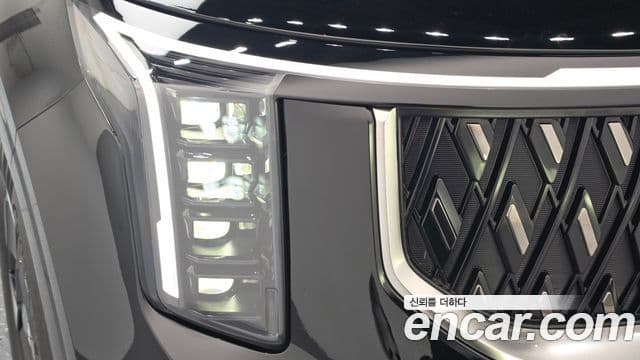 Kia Carnival 2025 — Şəkil 25/39