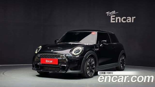 Mini Cooper S 2022 — ფოტო 20/20