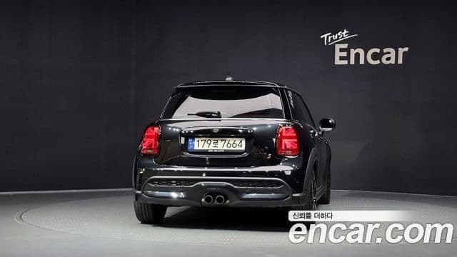 Mini Cooper S 2022 — ფოტო 3/20