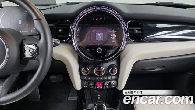 Mini Cooper S 2022 — ფოტო 13/20