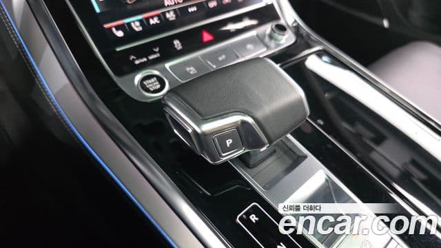 Audi Q7 2022 — ფოტო 9/20