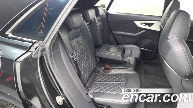 Audi Q7 2022 — ფოტო 11/20