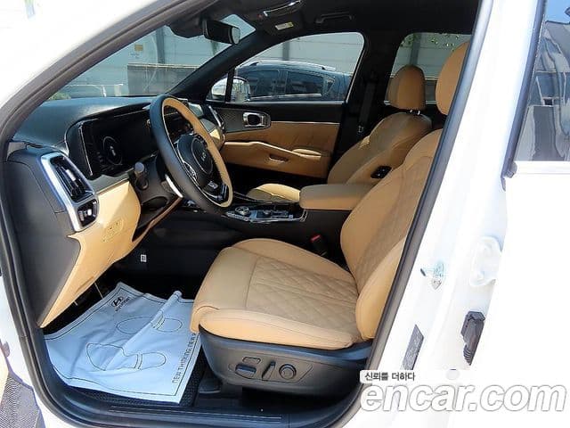 Kia Sorento 2023 — ფოტო 4/20