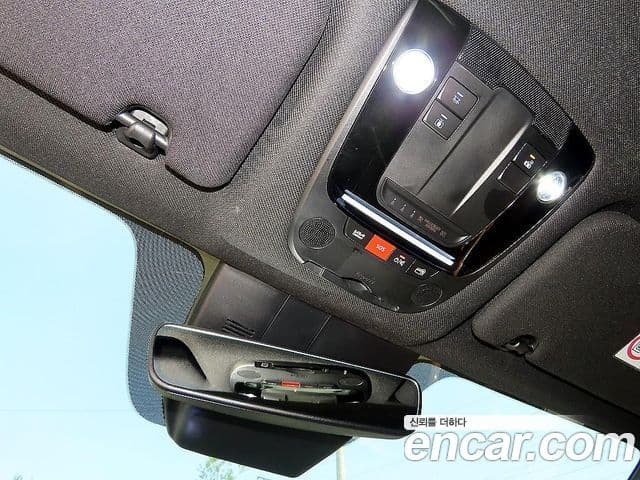 Kia Sorento 2023 — ფოტო 14/20