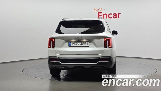 Kia Sorento 2023 — Şəkil 3/20