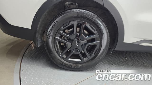 Kia Sorento 2023 — Şəkil 4/20